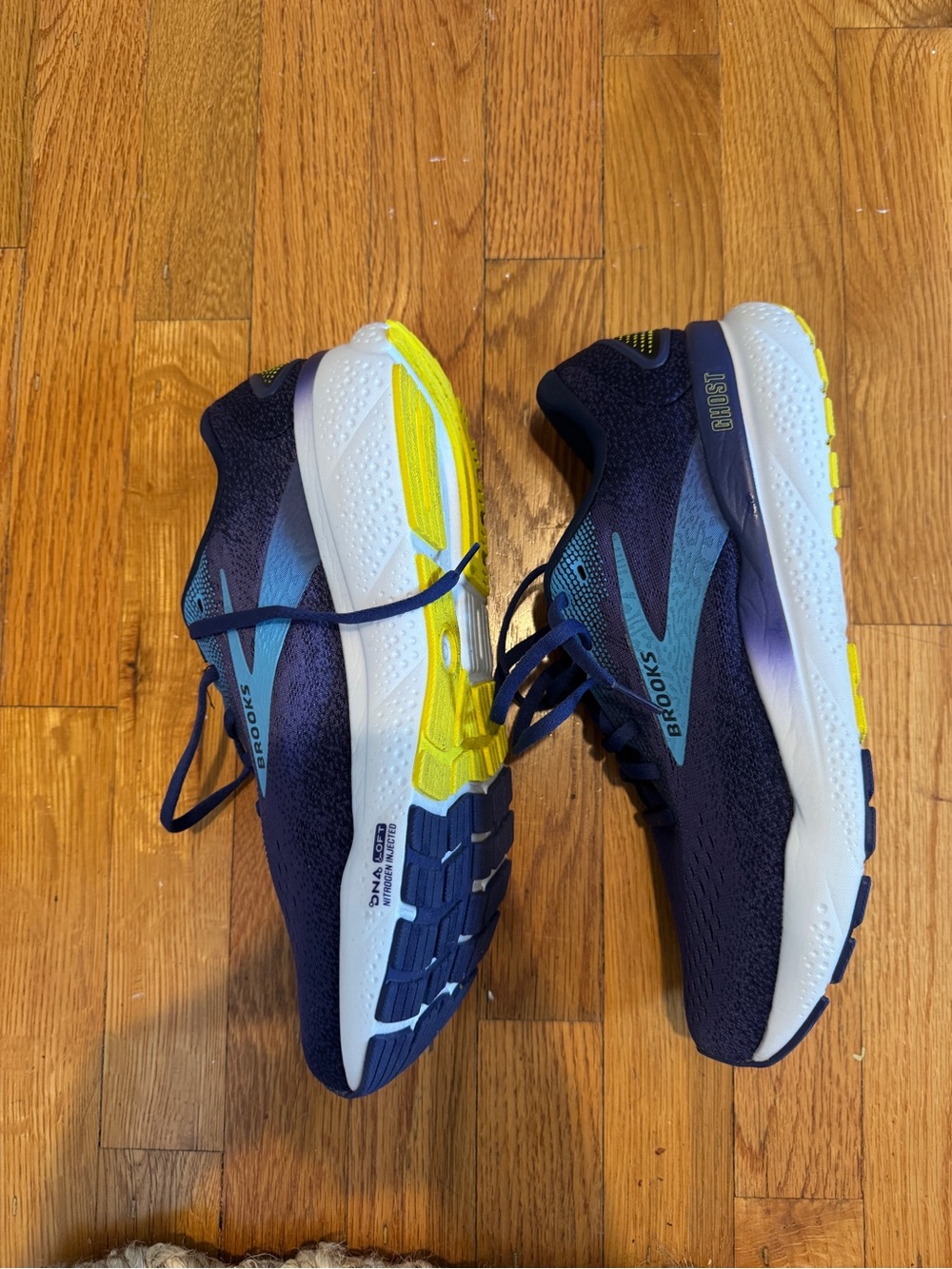 Brooks Men’s Ghost Running Shoe - 11 Excellent - Picture 6 of 8